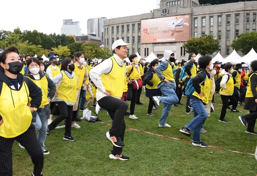 밀리언셀러 오세훈…'기동카'부터 손목닥터까지 100만 행진