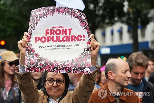 佛 극우 르펜 "총선 압승해도 마크롱 사임 요구는 안해"