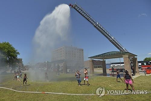 美 동북부·중북부 이번 주까지 찜통더위…"6월 폭염 이례적"