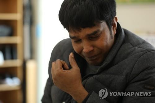 [삶-특집] "이주노동자에게 밭에서 용변 보라는 사람들도 있었다"