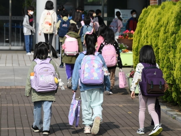 초등생 '지방 유학' 불붙었다…충청권 들썩