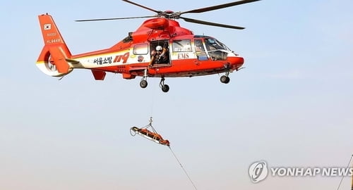 목동 아파트 화재 완진…소방관 다수 부상