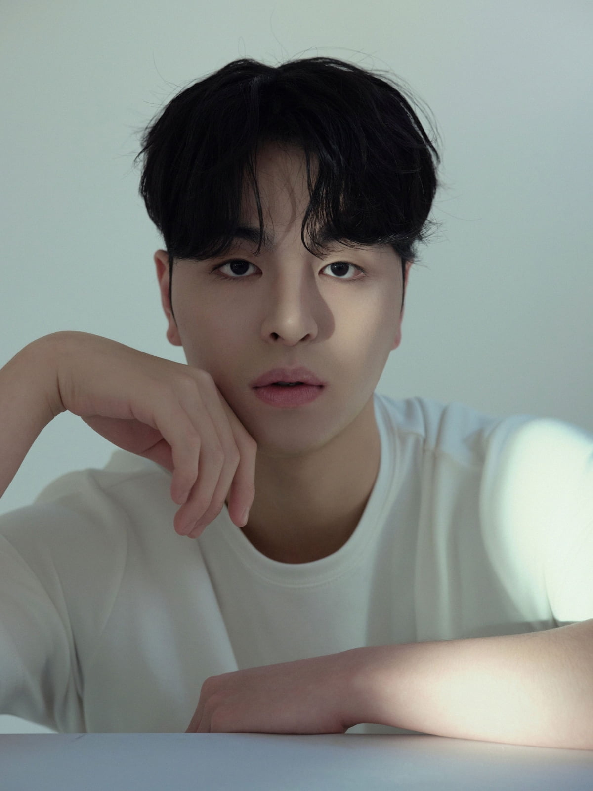 iKON's Koo Jun-hoe to make solo debut on July 3rd... Challenge after 9 ...