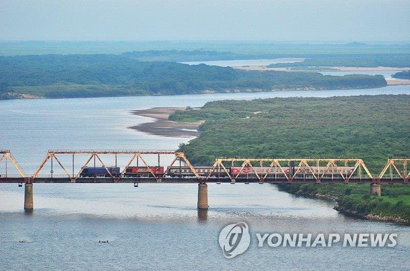 북중러 두만강 이용 논의?…日언론 "中 군사위협 증가 가능성"