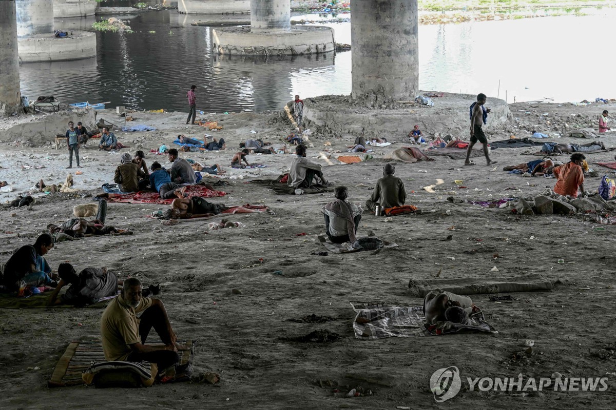 "뉴델리 낮 52.9도" 센서오류 탓, 실제는 3도↓…"여전히 최고치"