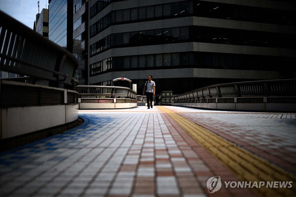 日, '난민신청 중 강제송환 정지' 2회로 제한…3회부턴 송환대상