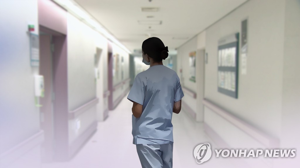 '뜨거운 팩 방치'…갓 태어난 신생아 화상 입힌 간호사 벌금형