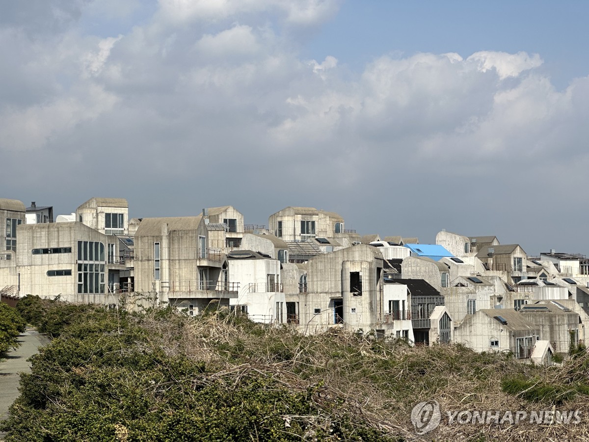 '사업 무효' 예래단지 토지분쟁 해소 보상금 절반 지급