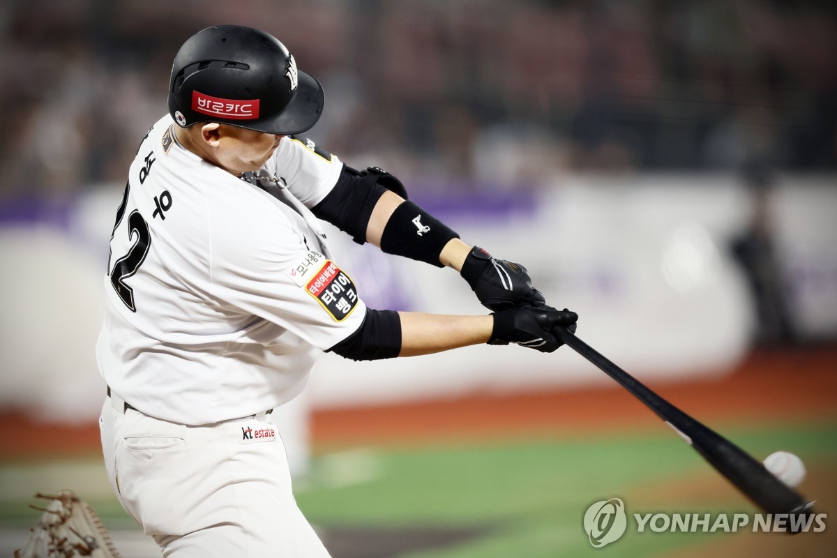 扬尼斯轰42+12+11取6连胜：全场高呼MVP 雄鹿9战8胜北伐成效显著