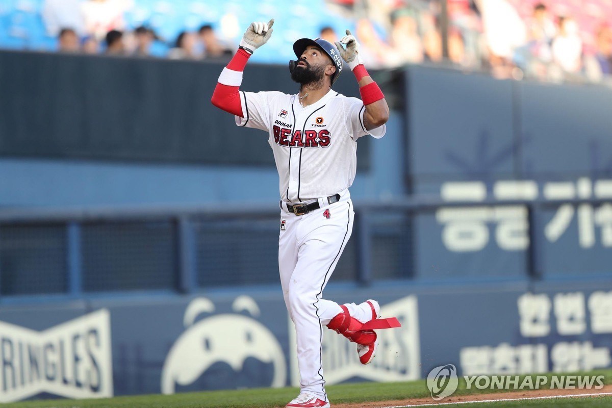 두산 라모스 "MLB 샌프란시스코서 뛰는 동생 영상 꼭 챙겨보죠"