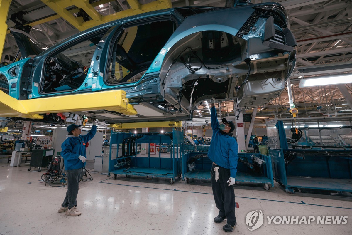 중국 車업체간부 "유럽항구 中전기차 적체 심각…내년 힘들수도"