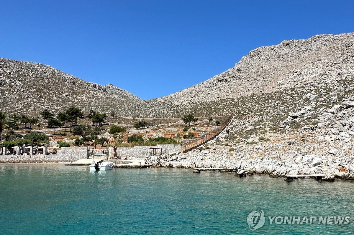 '간헐적 단식' 창시자 그리스서 실종 나흘만에 시신 발견