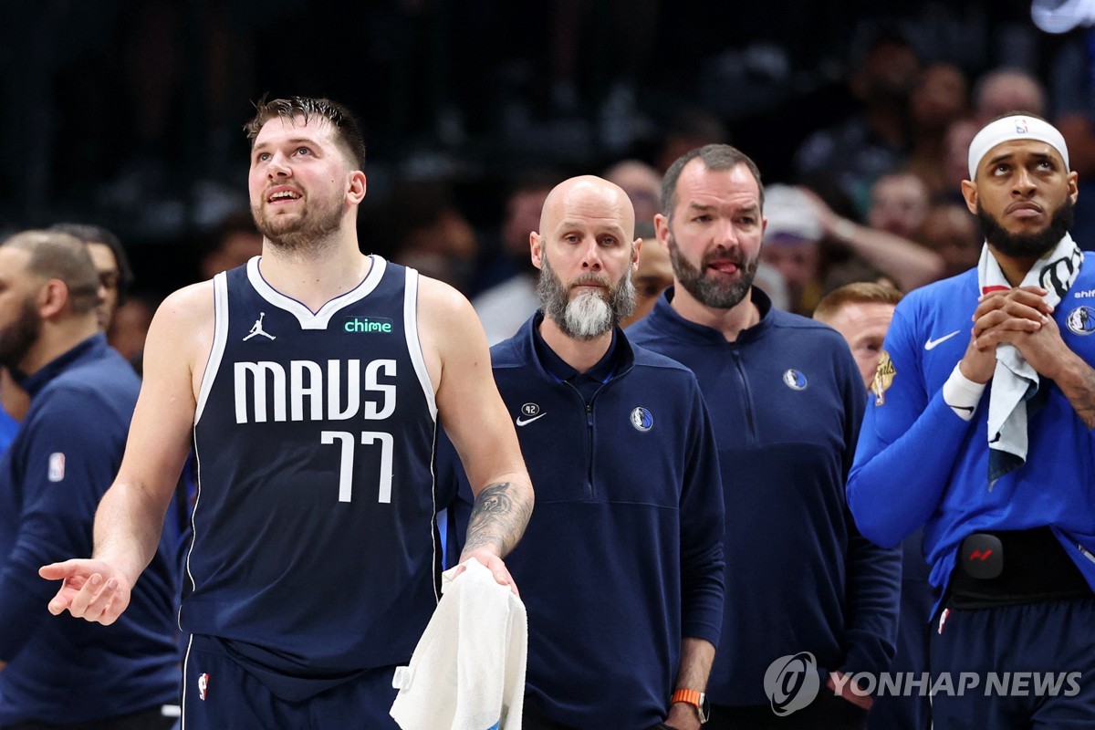 보스턴, NBA 정상에 1승 남았다…댈러스 꺾고 챔프전 3연승