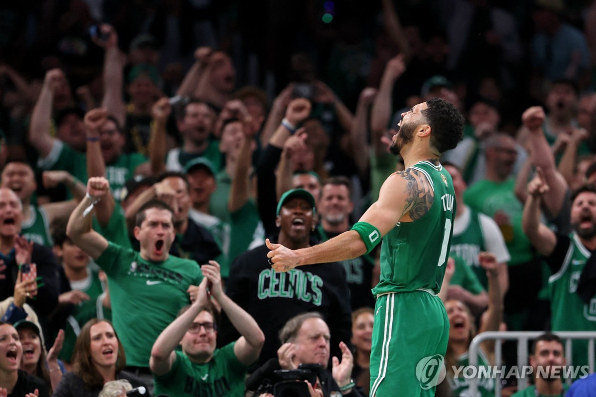 보스턴, 16년 만에 NBA 정상·역대 최다 18회 우승…MVP 브라운(종합)