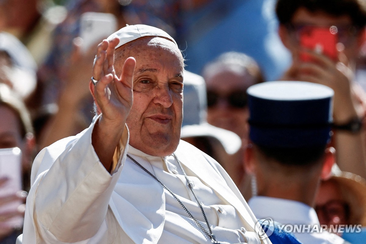 교황, 7월 한 달간 휴가…공식 활동 대부분 중단