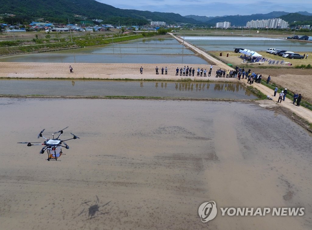 철원농업기술센터, 농업인 드론 자격증 교육생 선착순 모집