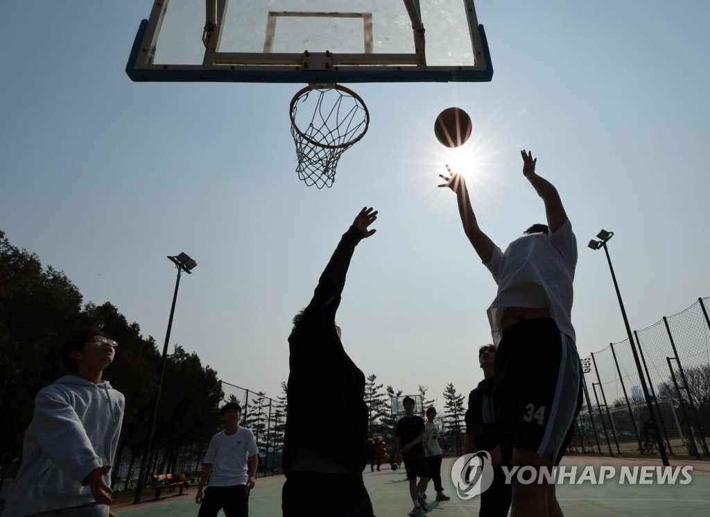 교육부·KBL, 늘봄학교 프로그램 지원을 위한 업무협약