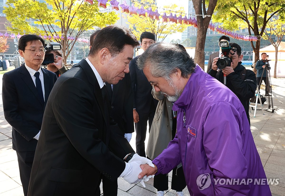 野, '尹 이태원참사 조작 가능성' 전언에 "진위 분명히 밝혀라"