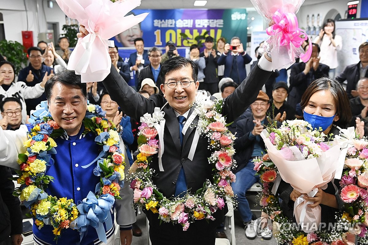 경찰, '미술품 등 재산 축소 신고 의혹' 이상식 의원 압수수색(종합)