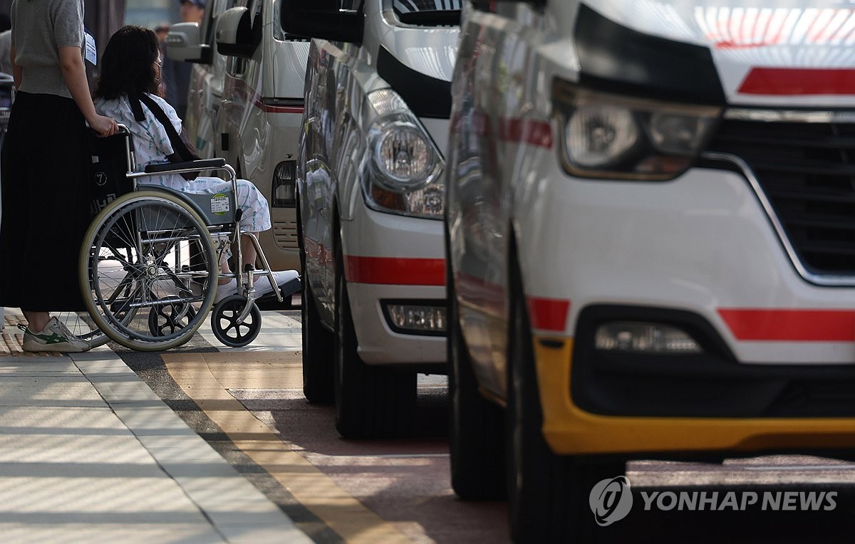 서울대병원 교수들 내일 총파업 논의…"더는 가만있을 수 없어"