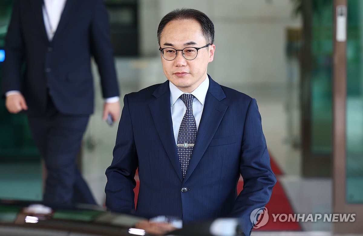 검찰총장, 고용노동부 장관 만나 '근로감독 협력강화' 논의