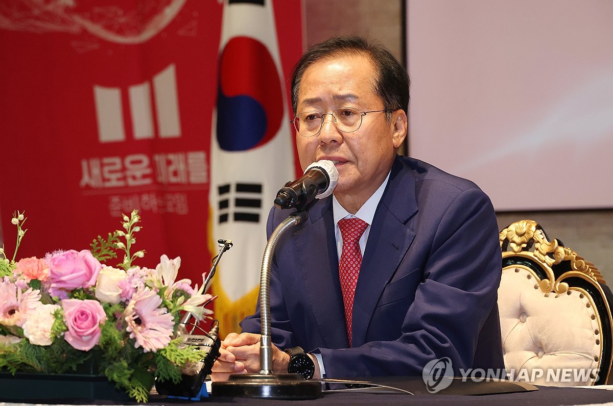 홍준표 "응답률 15% 이하 여론조사는 발표 금지해야"