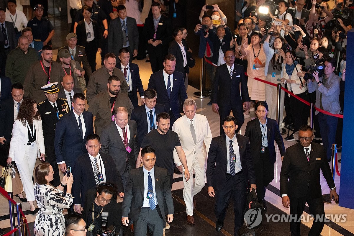 우크라 평화회의에 발길 뜸한 정상들…젤렌스키 힘겨운 외교전