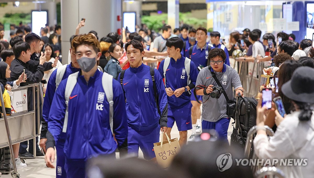 '스토크의 왕' 배준호, 치열한 축구대표팀 2선 경쟁 '도전장'