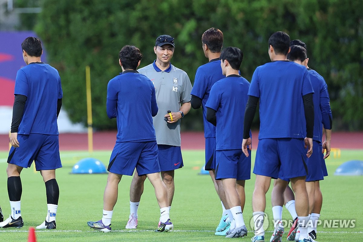 '김도훈호' 한국 축구, 싱가포르 상대로 '아시아 3위권' 굳힐까