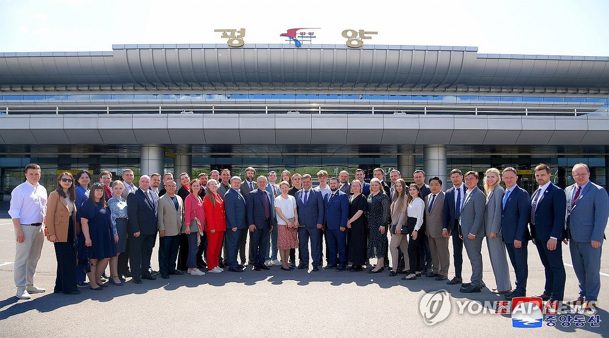 방북 러 청년대표단, 북한과 '청년조직 교류 강화' 논의