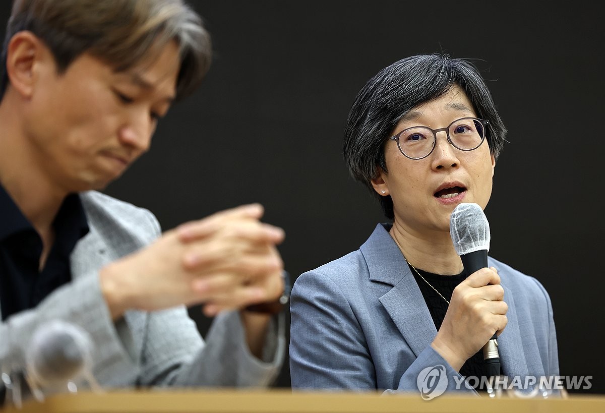 휴진 앞둔 서울대 교수들 "환자에 죄송…중증 진료 차질없게"(종합)