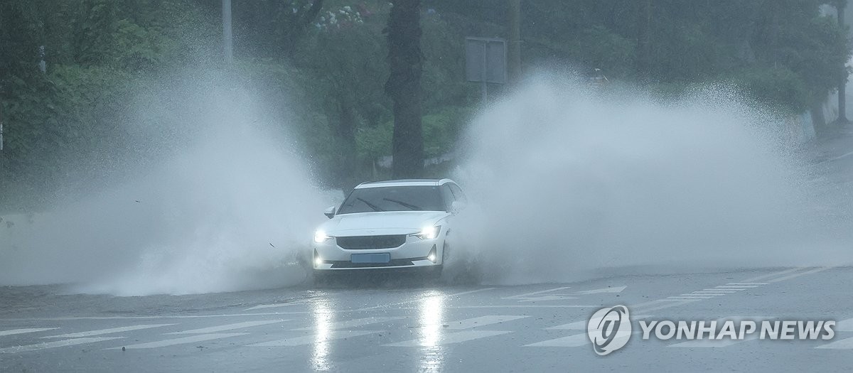 "폭우 때 차량 결함으로 발생한 누수, 침수로 보상 어려워"