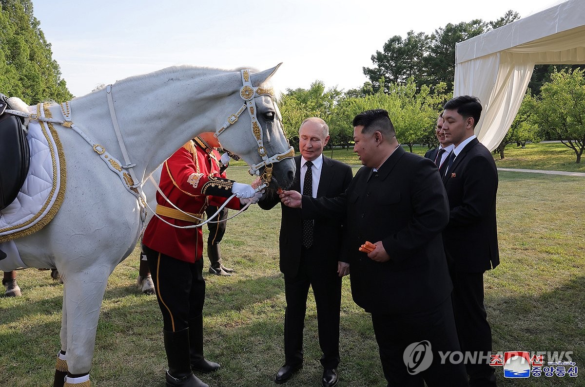 대통령실 "우크라 무기 제공 수준 러시아 태도에 달려"