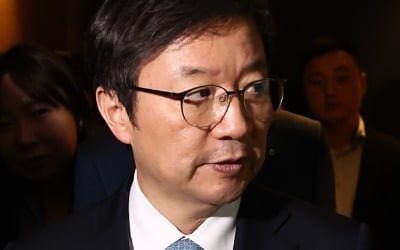 서울대병원장 "교수들 집단 휴진 불허…환자에 치명적"