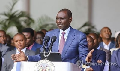 케냐 대통령, 유혈사태 부른 증세법안 거부권…"철회될 것"(종합)