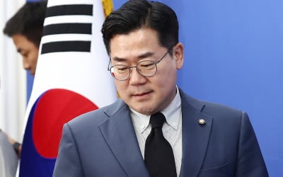 박찬대 "尹, 내각제였으면 스스로 물러나야 할 지지율"