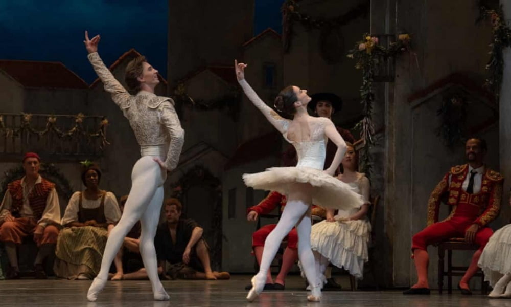 돈키호테 3막 그랑 파드되 중메이저 바카라, dance by Marianela Nuñez & Vadim Muntagirov, photo by Andrej Uspenski ©The Royal Ballet