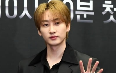 '효자' 슈퍼주니어 은혁, 1억 기부…"선친 생신 맞아 추모"