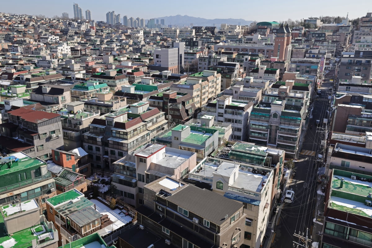 빌라와 오피스텔이 밀집한 서울  강서구 화곡본동과 화곡8동 전경. 사진=한경DB 
