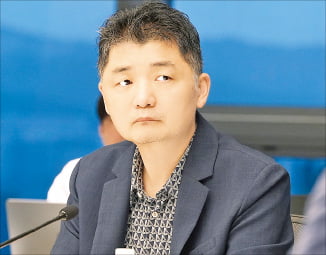 "어떠한 불법행위 지시도 없었다"···'카카오 김범수' 오늘 구속기로