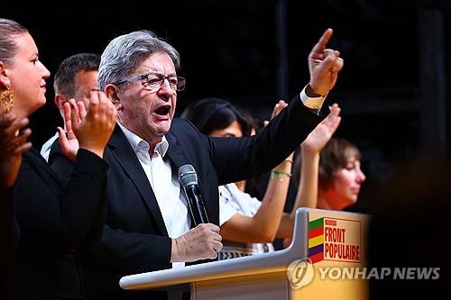 '아직 끝나지 않았다'…프랑스 정당들 2차 투표에 '사활'