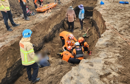 강풍·폭우에 항공편 무더기 결항하고 전국 곳곳 침수 피해(종합)