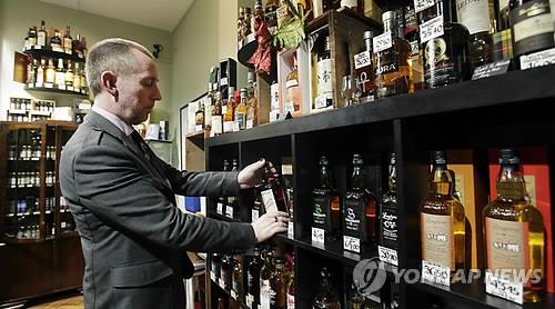 "러, 스코틀랜드 위스키 관세 두배로…서방제재에 보복"