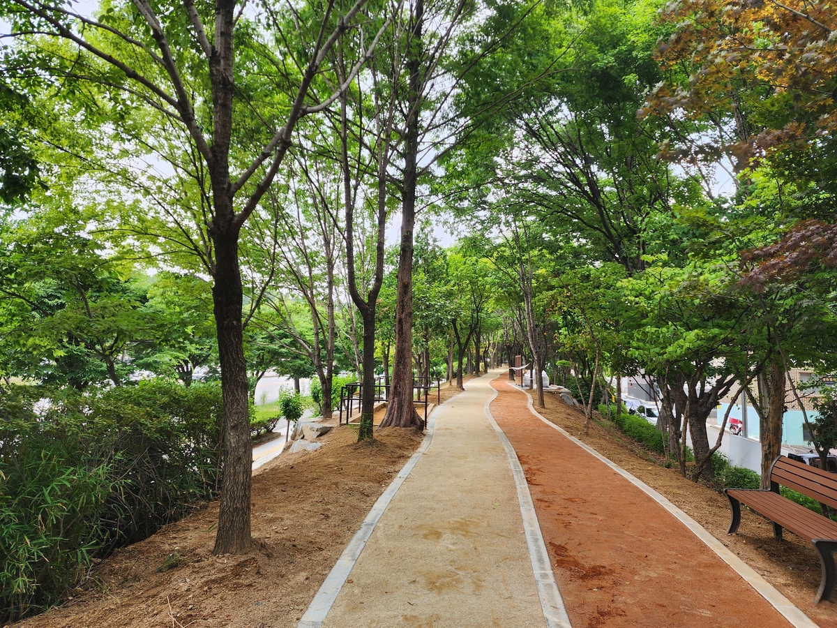 [청주소식] 수곡동 황톳길 연장공사 완료…왕복 2㎞