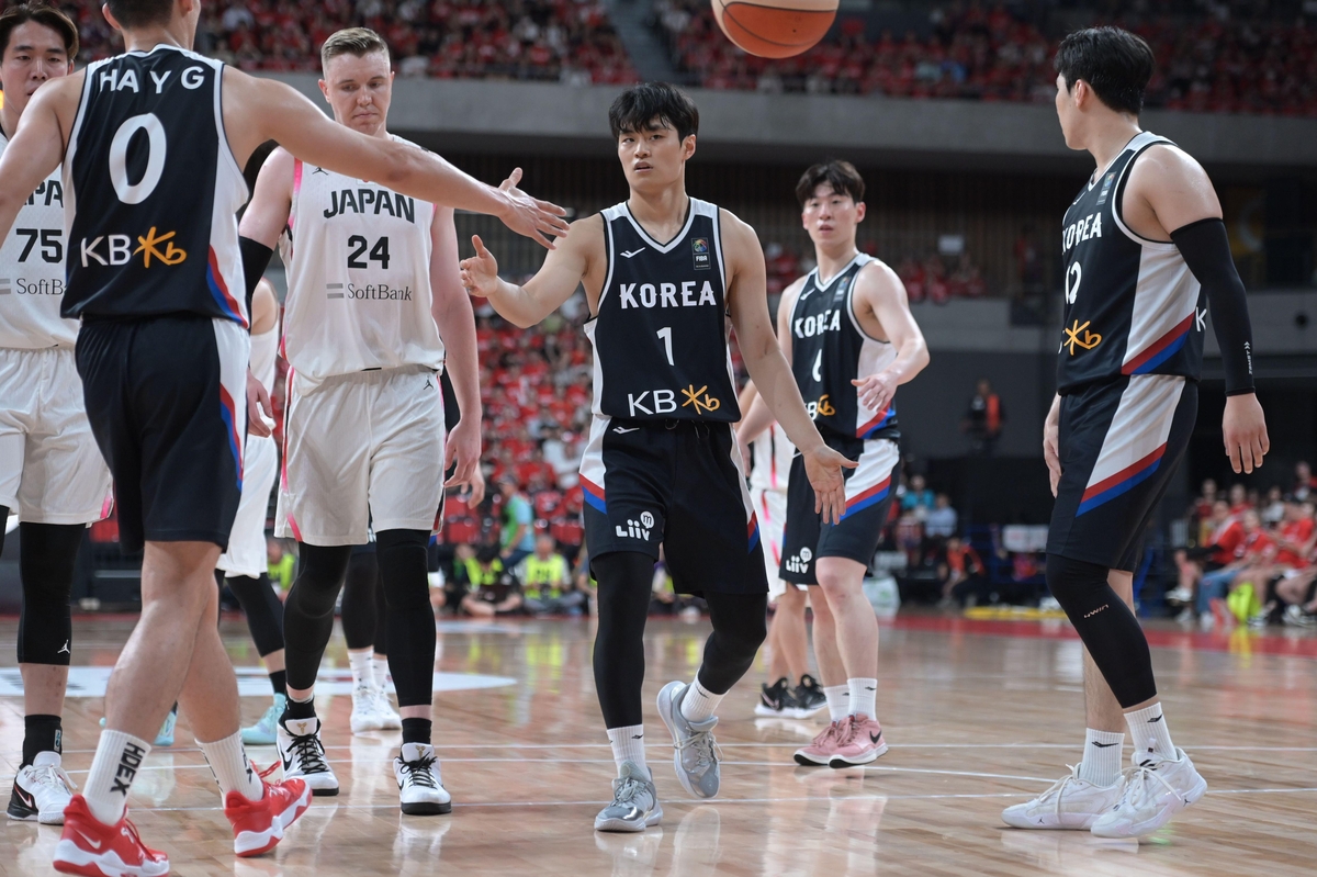 제공권 밀린 한국 농구, 일본과 2차전서 80-88로 패배