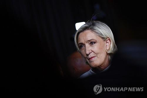 反극우 바람이 극우 돌풍 눌렀다…佛총선, 좌파연합 1위 대역전(종합)