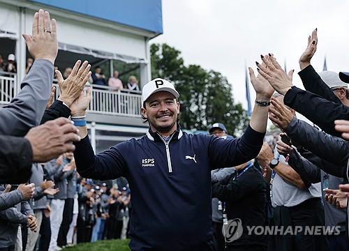 세계 168위 퍼거슨, BMW 인터내셔널 우승으로 디오픈 출전권