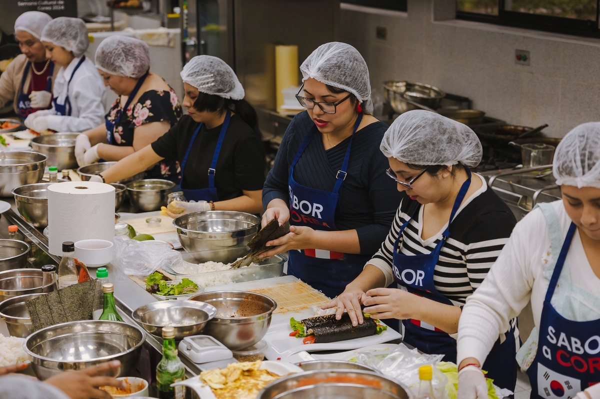 올해 APEC 정상회의 앞둔 페루서 '한국의 맛과 멋' 향연