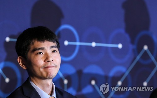 이세돌 "사람들, 창의성 경외했는데…AI 이후 많은 것 사라져"