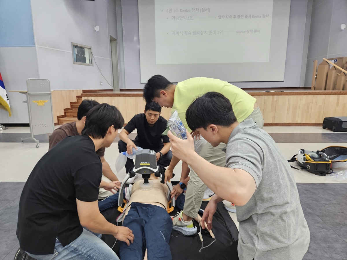 경기북부소방, 구급대원 대상 기계식 가슴압박장비 교육